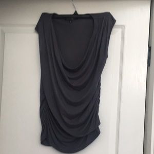 Green Envelope scoop neck Rouch on side. Grey. S